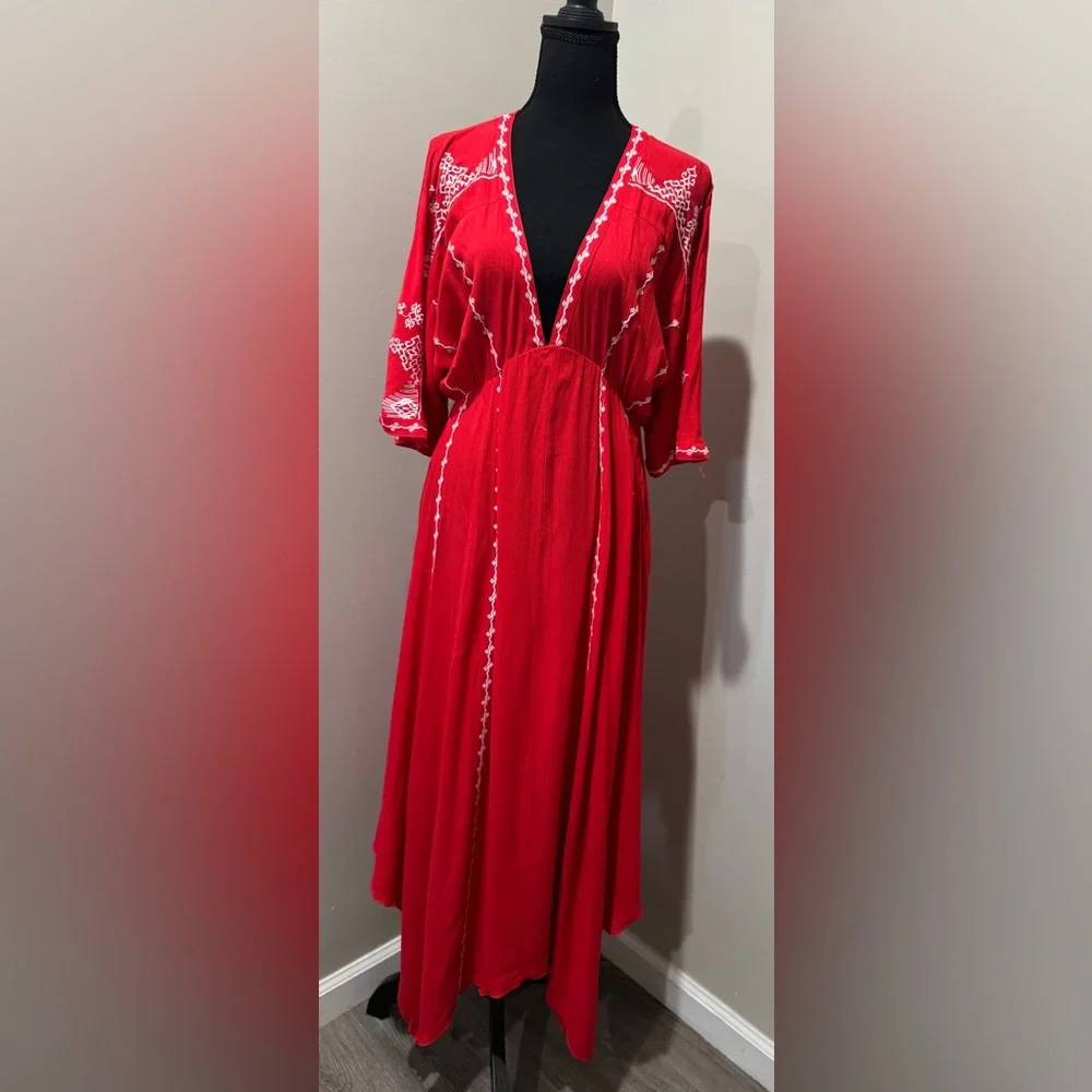 En Creme Red Midi Dress‎ with White Embroidery folk aesthetic modern gypsy Small - Picture 2 of 9